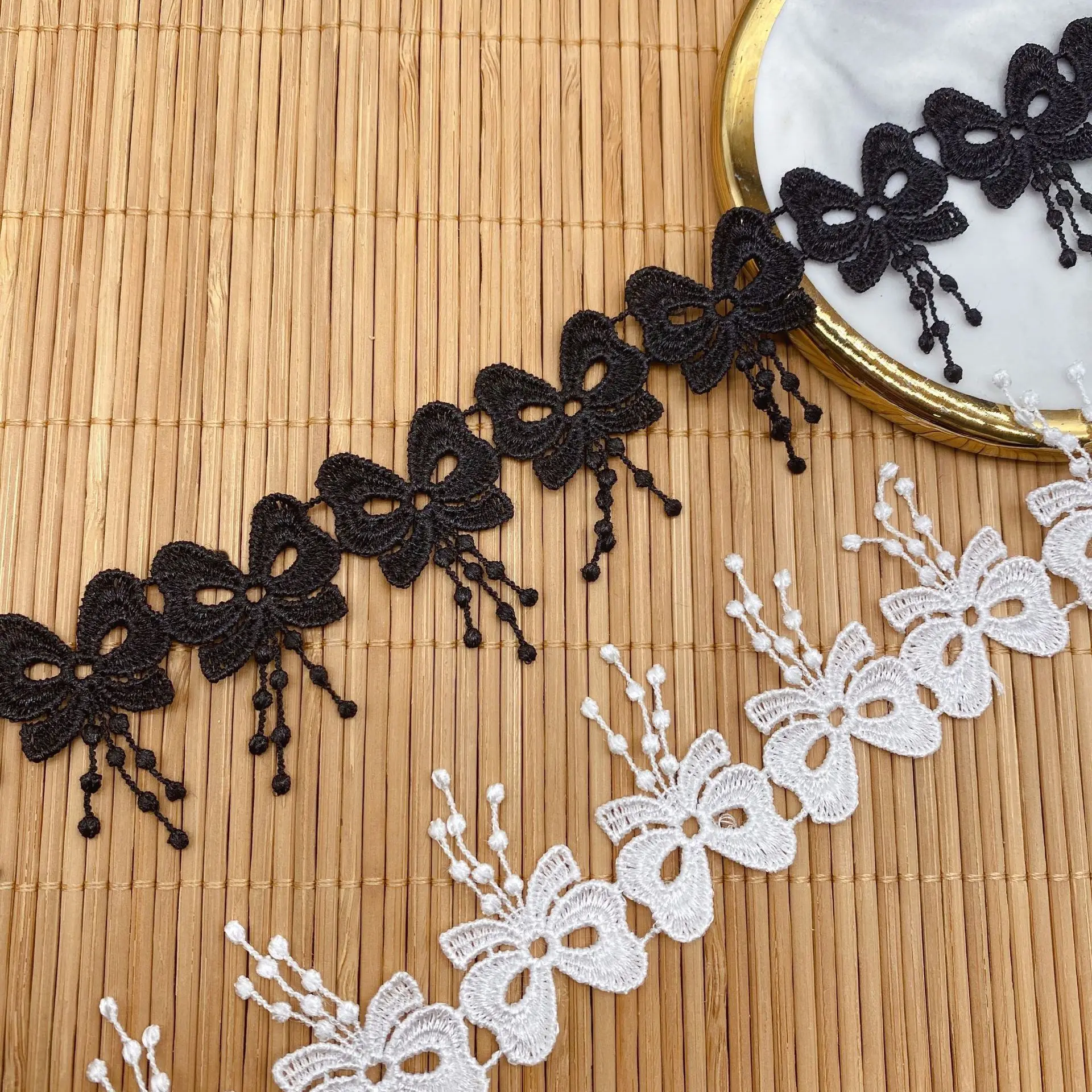 1Yards Best Selling Flower Bow Lace Fabric Bow Tassel Applique Cotton Trim 3.8cm Ribbon Sewing Party Dress Banquet Garment LQ25