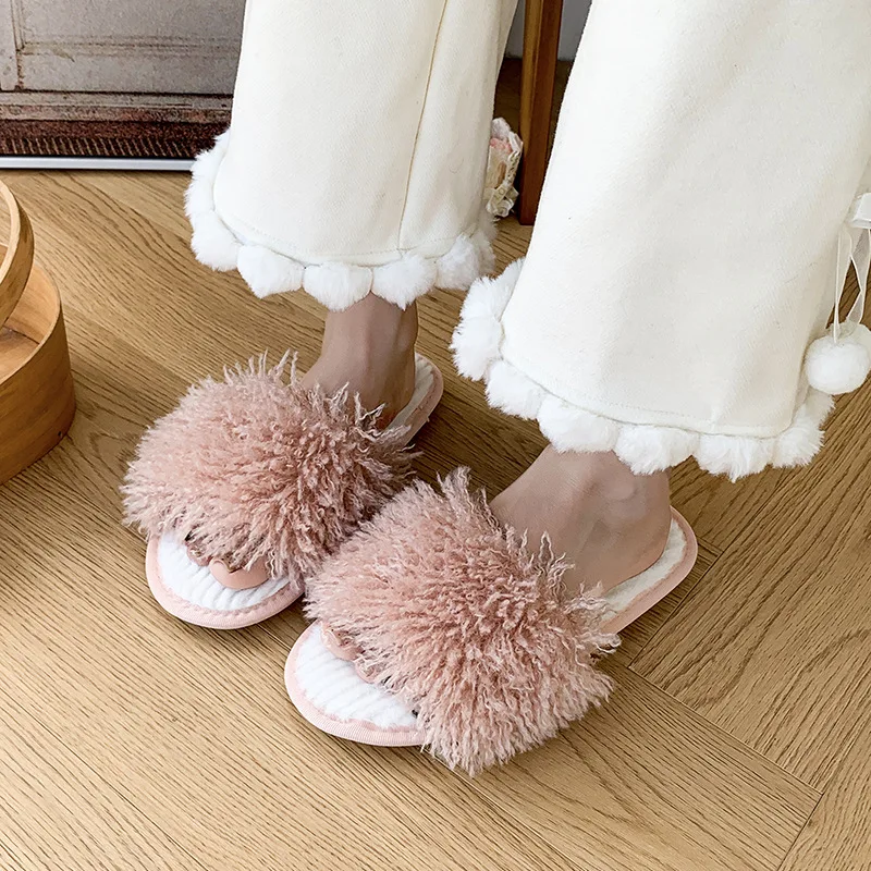 

Cozy 2025 Plush Slippers for Women Flat One Strap Slides Minimalist Style Indoor Outdoor House Mules Soft Comfort