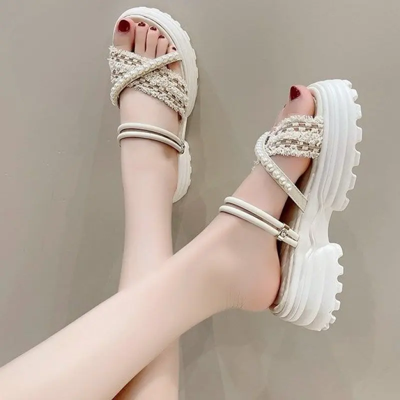 

Women's Sandals Korean Style 2023 New Fashionable Summer Flats All-Match Beach Net Red Pregnant Women's Two-Way Roman Sandals