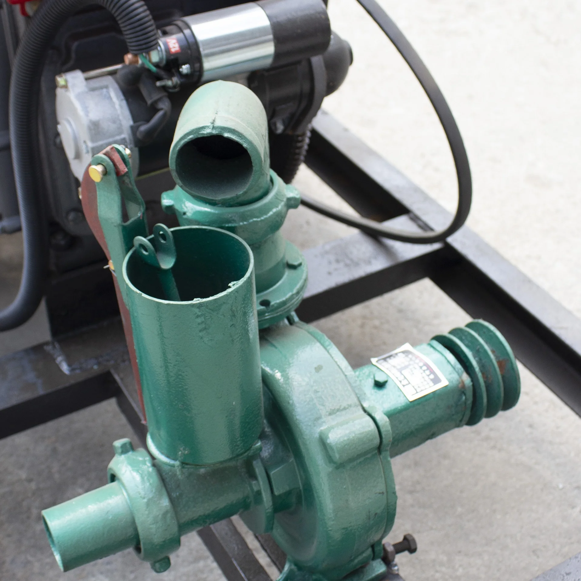 Low-Vibration Global-Standard Energy-Saving Compact High-Torque HR-150M Water Well Drilling Rig
