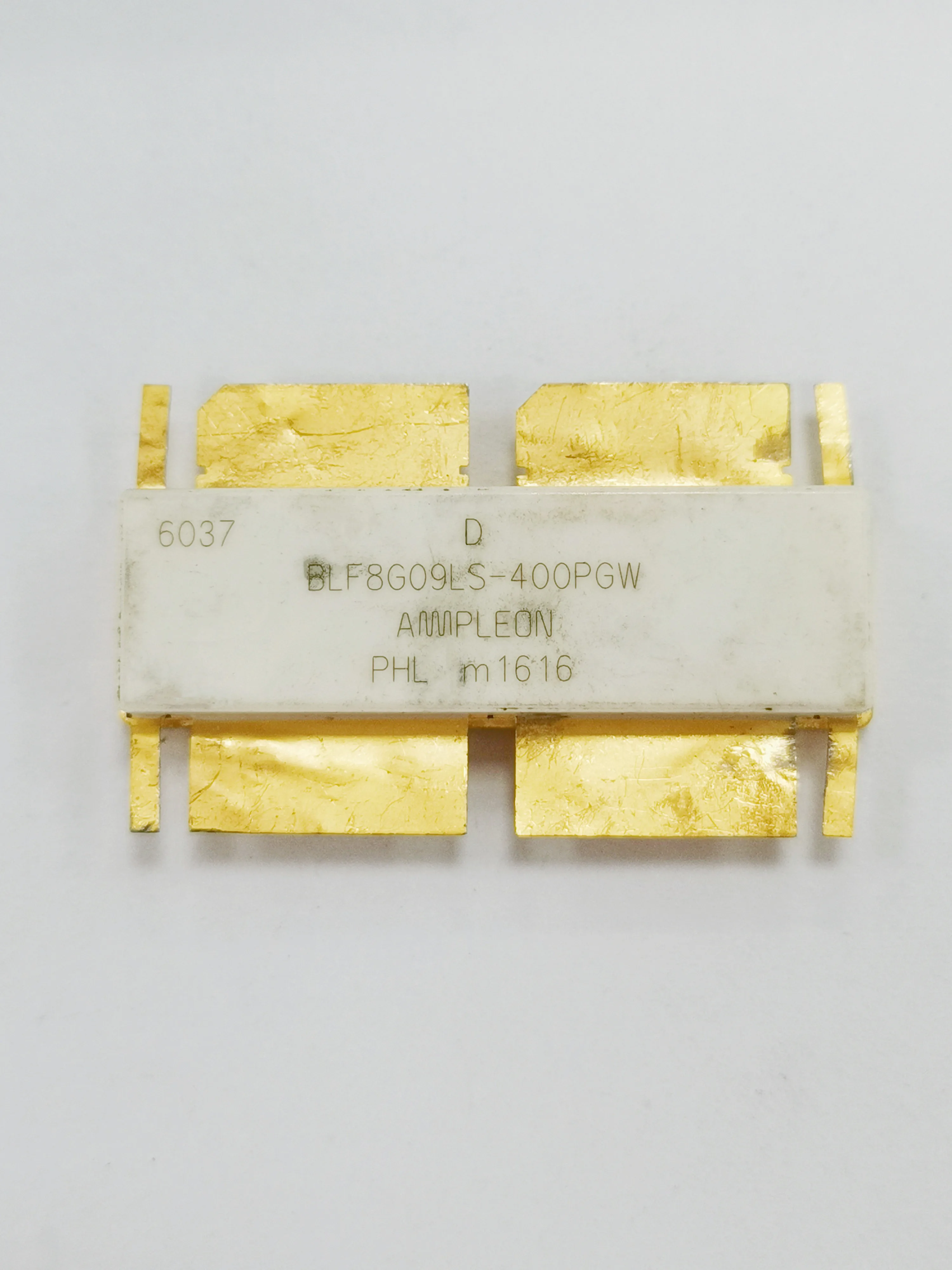 

Флюоресцентный усилитель радиочастотной трубки, цена за 1 единицу, без НАЛОГА