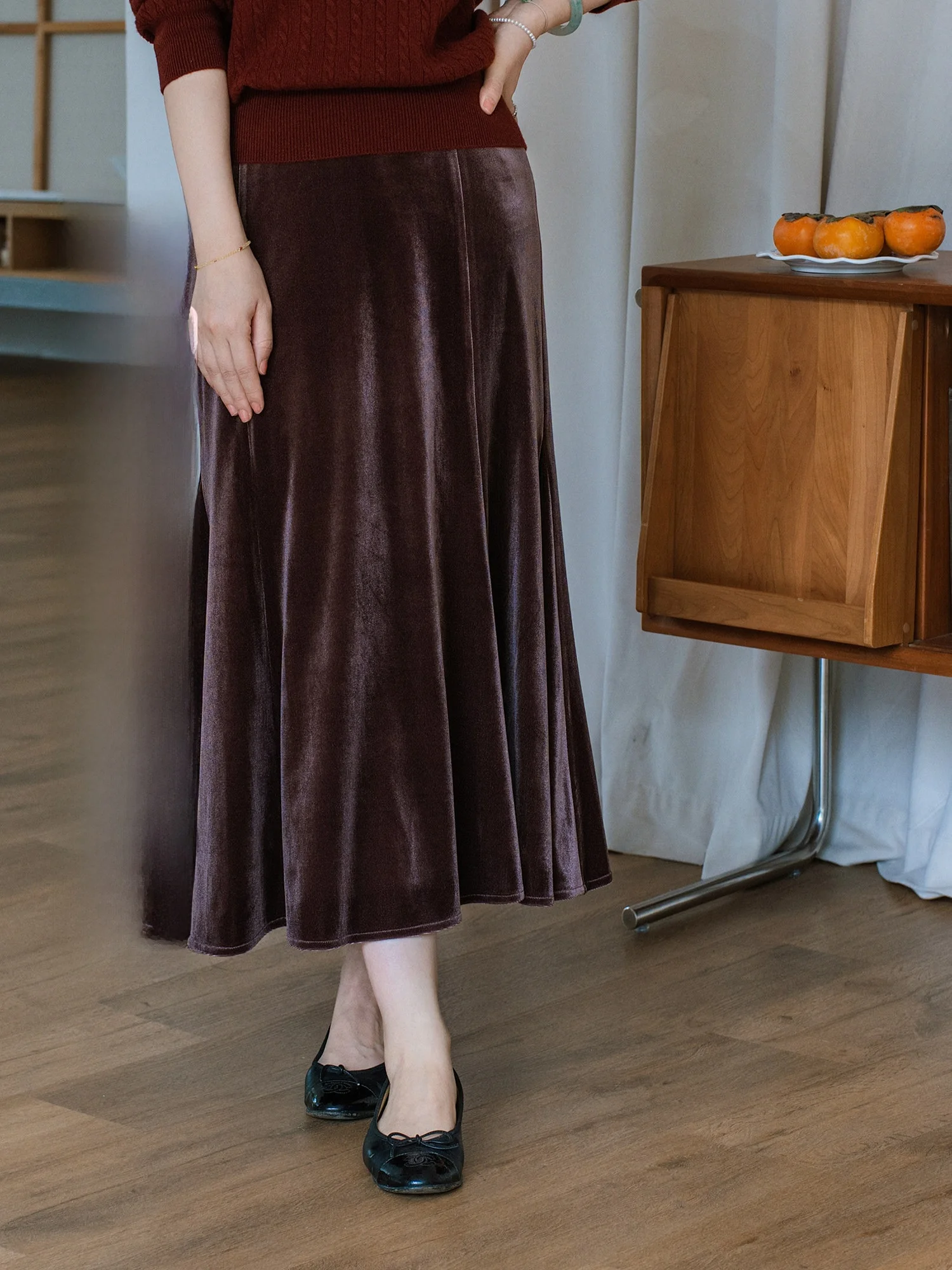 

Повседневная юбка-русалка Apipedr Velvet Fi Tail с принтом в стиле масляной живописи, со средней талией, из полиэстера, шелка и эластичного волокна.