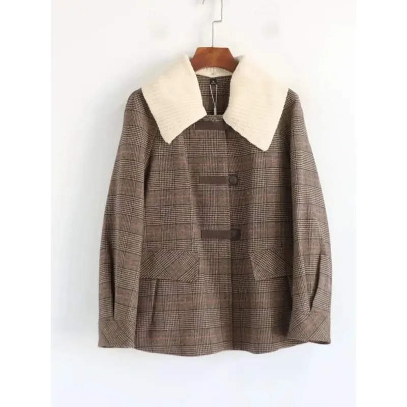 

New Coat Mid-length Style Loose and Fashionable Plaid Contrast Wool Coat Loose Collar Long Sleeved Shirt Jacket
