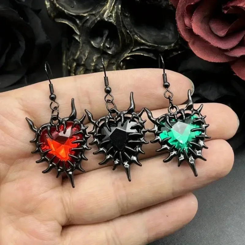 3 pairs of new thorned heart earrings DIY European and American style individualistic dark gothic trend accessories