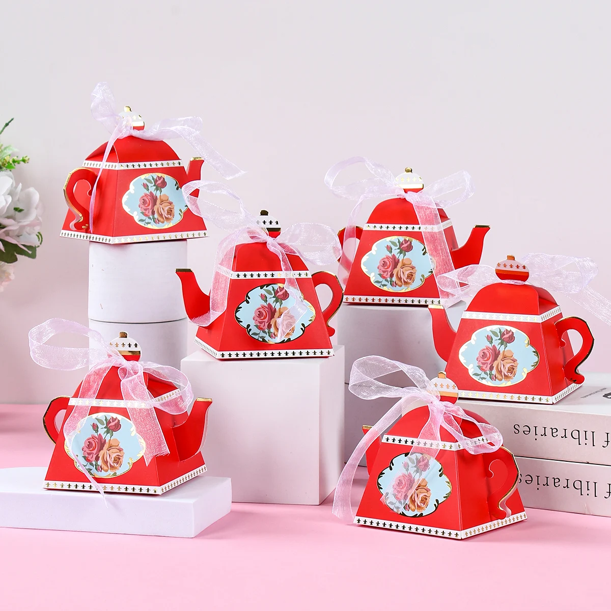 

10PCS Teapot Shape Paper Candy Boxes Pink Blue Gifts Box for Guests Christmas New Year Birthday Party Favors Baby Shower Favors