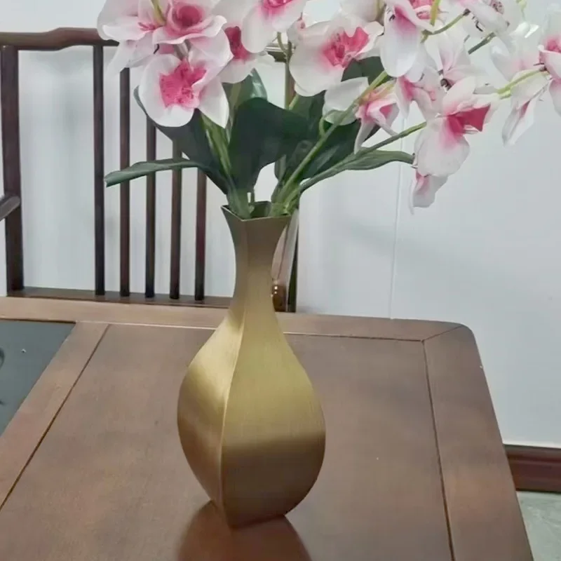 Stainless steel vase ornament, desktop gold vase decoration, antique flower ware metal living room flower arrangement creative d