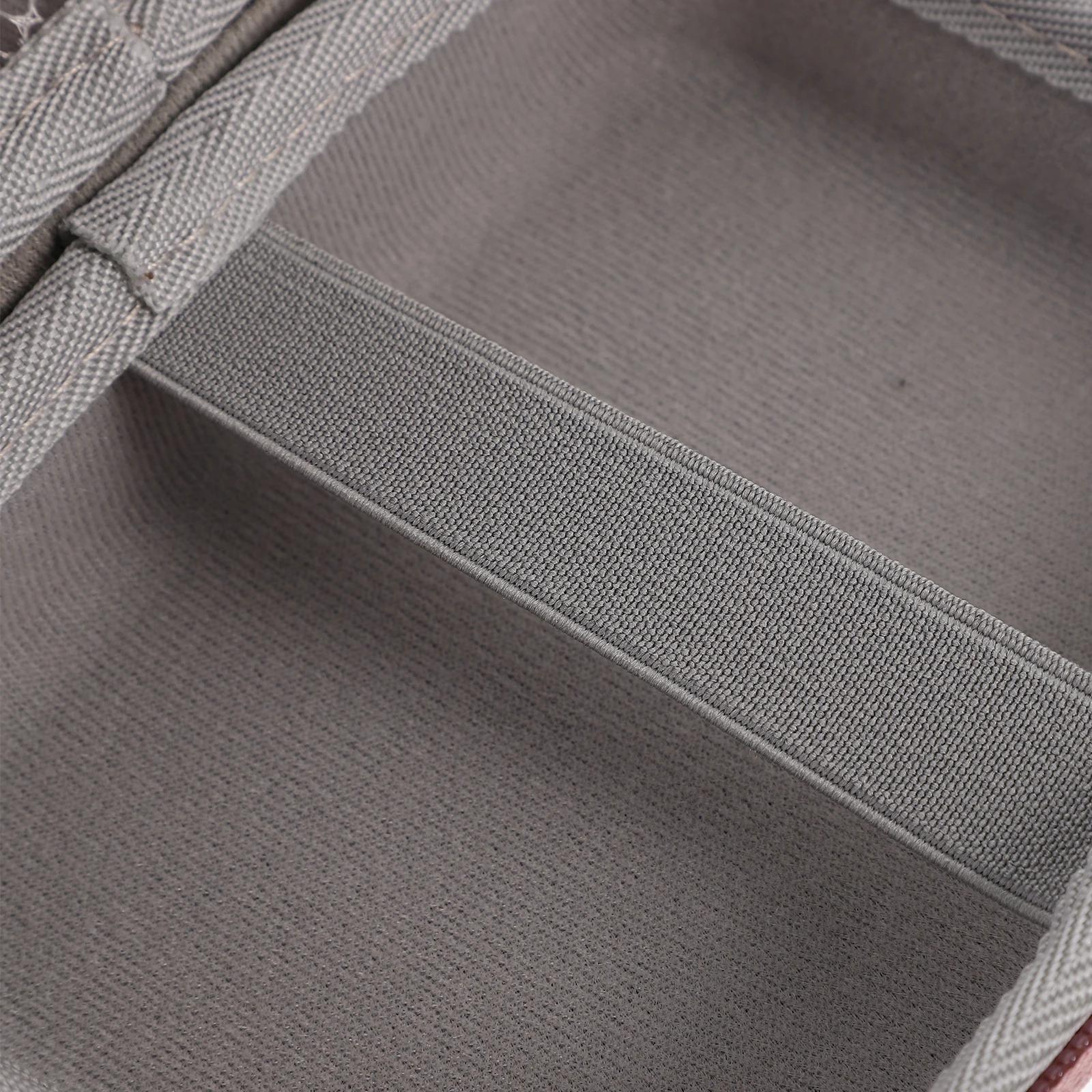 

Portable Memory Card Storage Bag with Lanyard and Data Cable Two Compartment Bags Charging Cables Organizer Pu Shell