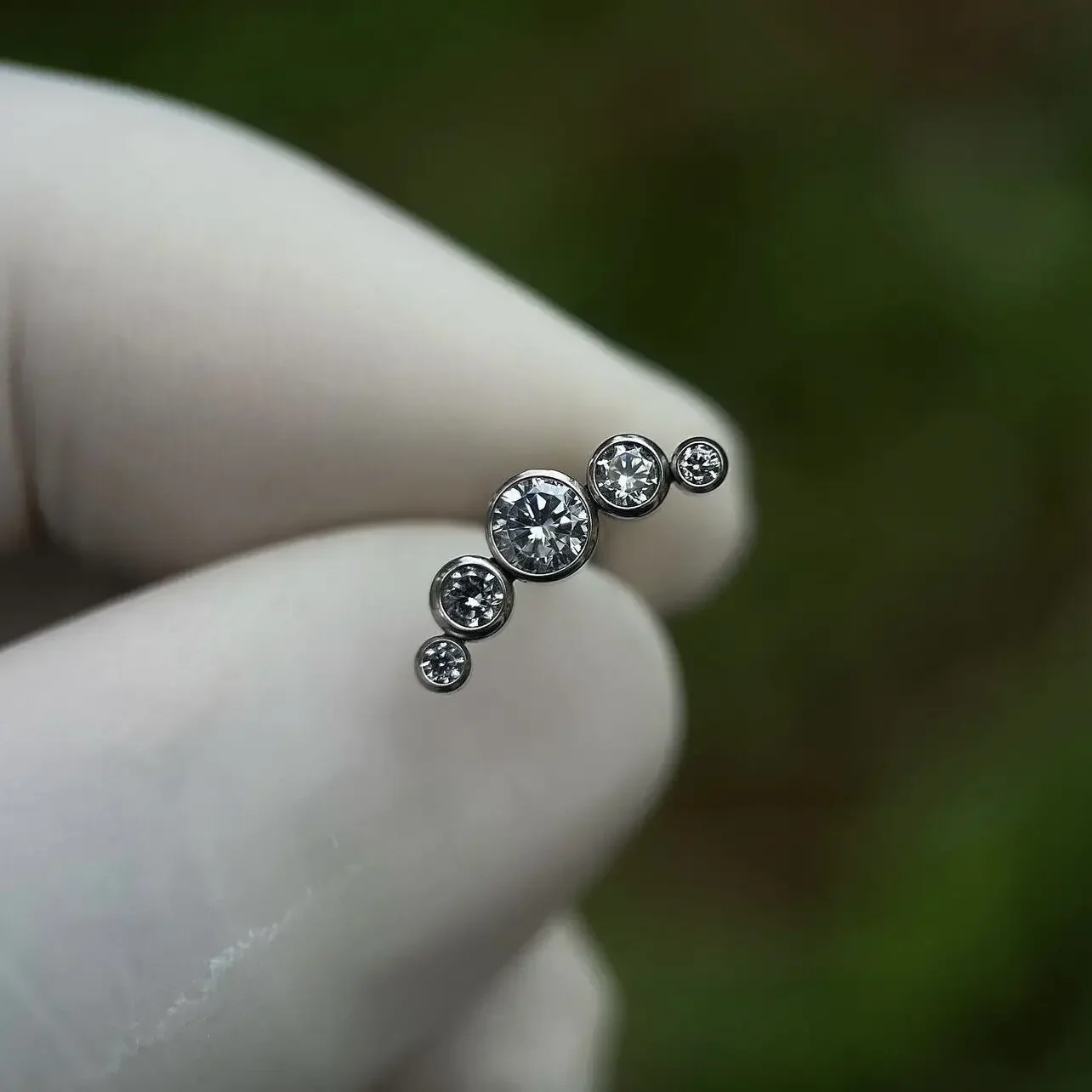 G23 Titanium Piercing 16G 18G Internal Thread Labret Lip Cartilage Piercing 5A Zircon Opal Tragus Earrings Body Piercing Jewelry
