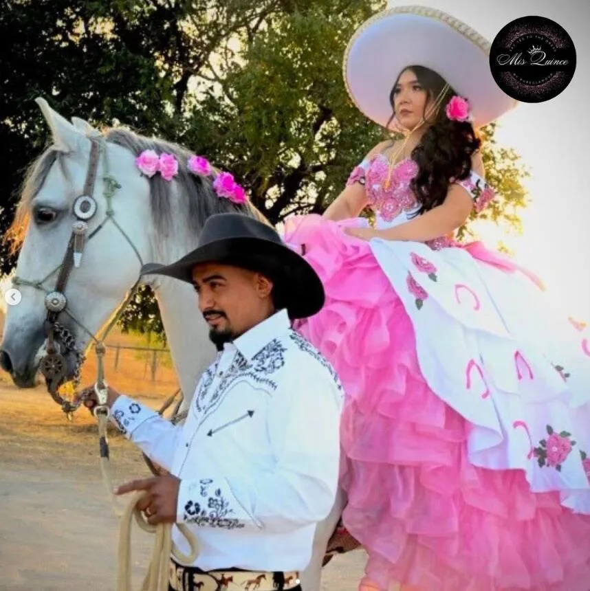 Customized White Pink Charro Queen Quinceanera Dress Princess Off Shoulder 3D Floral Applique vestidos de 15 quinceañera mexican