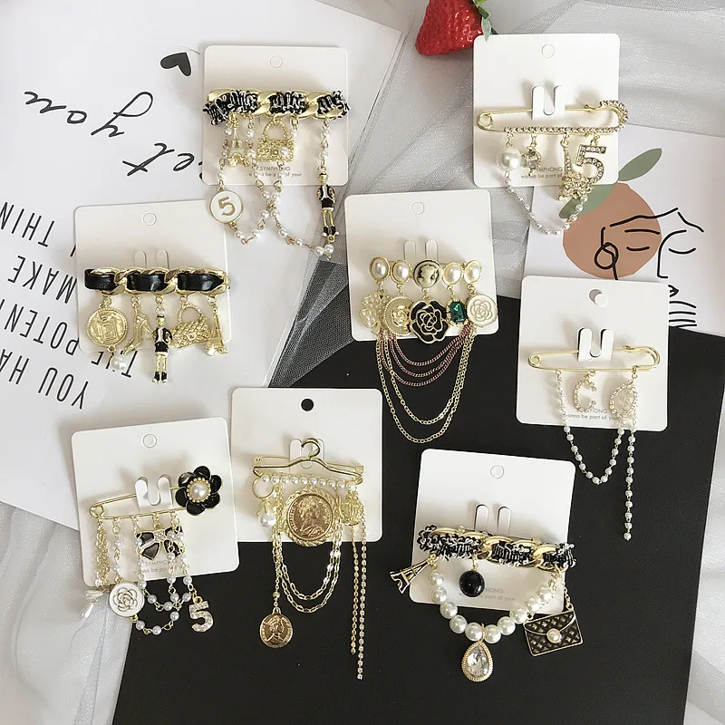 Изысканные женские модные жемчужные цепочки, вязаные значки, броши в корейском стиле, 5, номер, булавки для корсажа с камелией, вечерние свадебные украшения