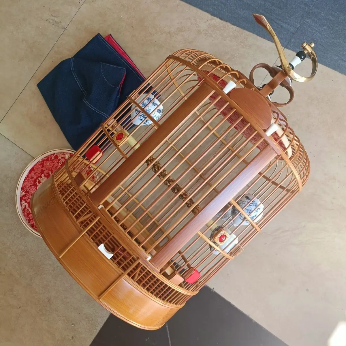 Guizhou Kaili boutique bird cage Sichuan  red bird large cage handmade bamboo bird high-end thrush cage