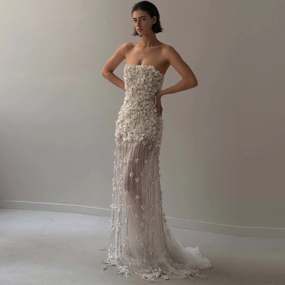 High Quality Handmade Flowers Vestido De Novia Customized See Through Tulle Wedding Dress Strapless Sweep Train Robe de mariée