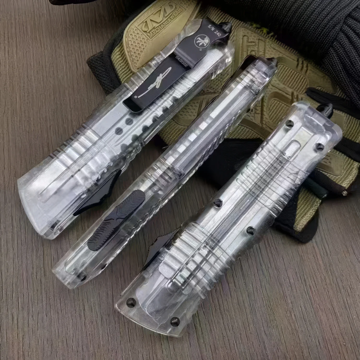 Microtech شفافة بالكامل Troodon II D2 OTF سكين جيب خارجي للتخييم مقبض أكريليك #1