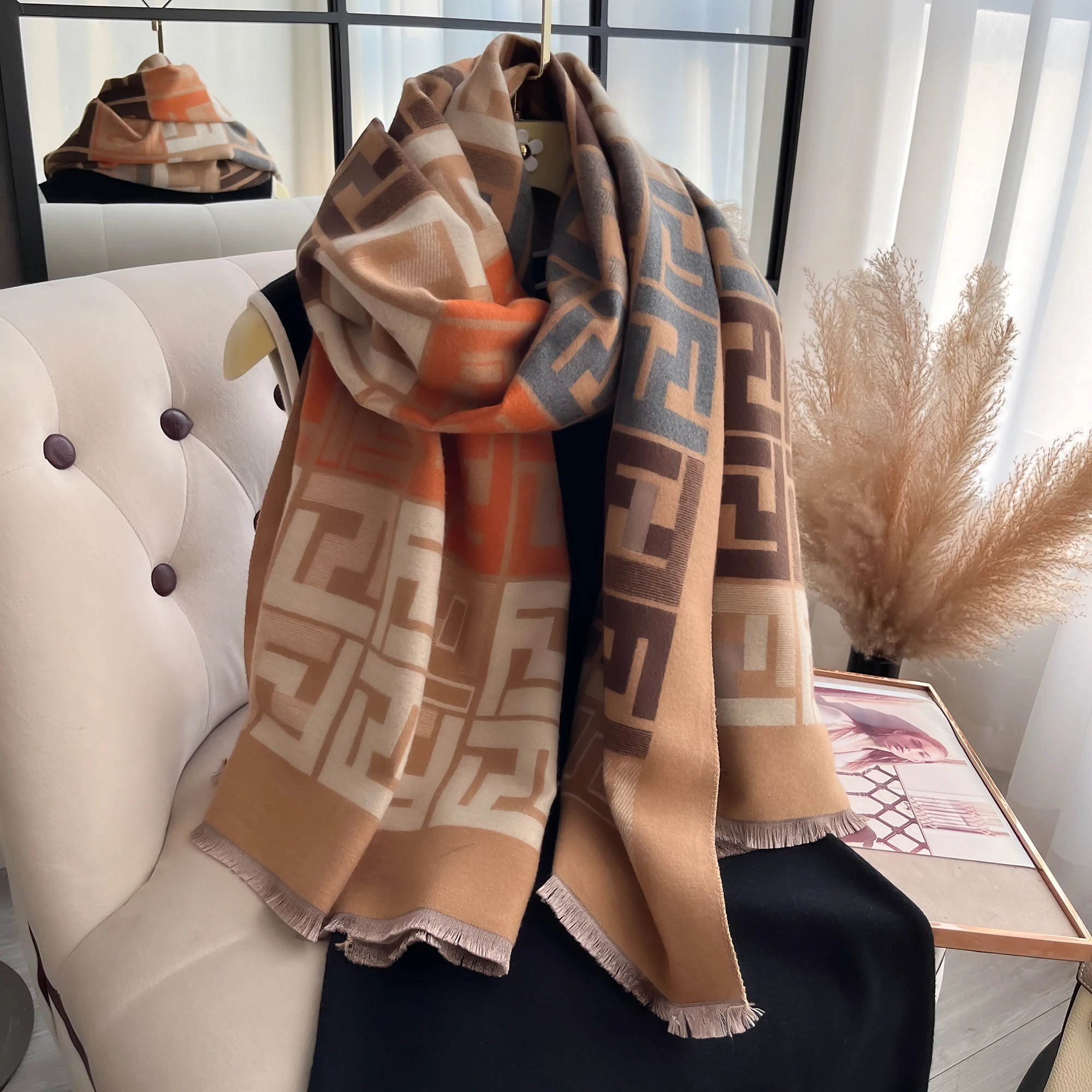 Pashmina elegante para mujer, chal grueso de doble cara con borlas y letras, manta a prueba de frío y viento, bufanda cálida para Otoño e Invierno