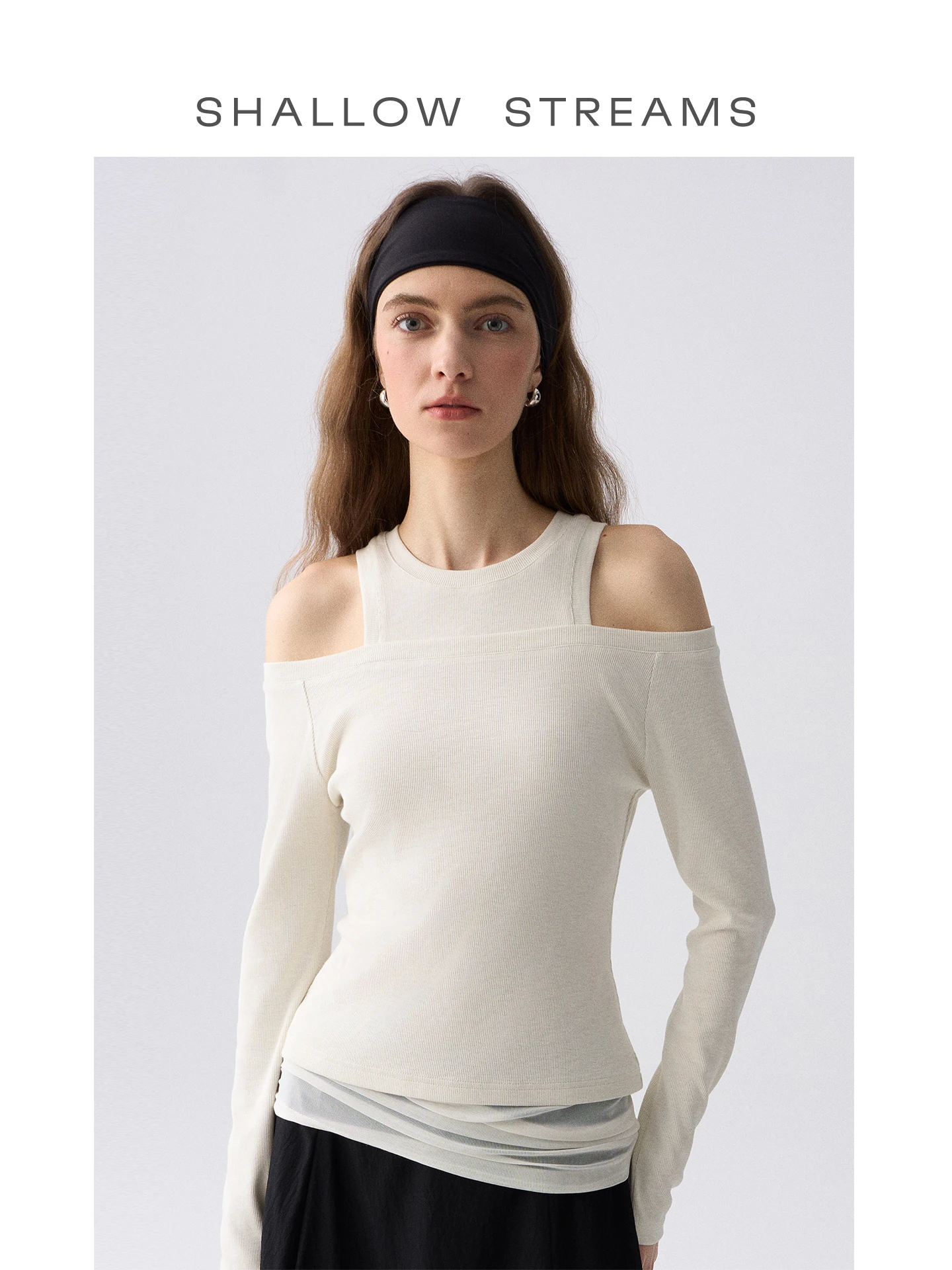 

Shallow Streams Long Sleeve Shoulder Bared T-Shirt Women's Patchwork Base Layer Shirt Casual Style Breathable Cotton Blend
