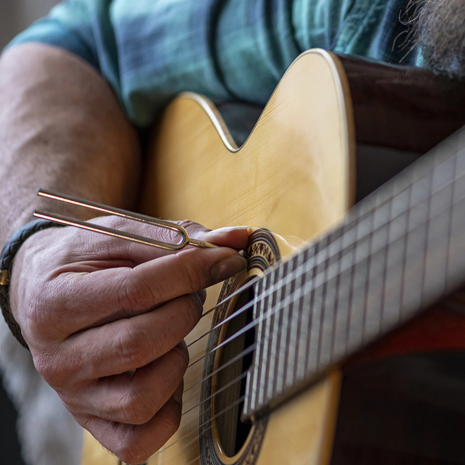 

2pcs Guitar Tuning Forks A 440Hz Standard Silver For Music Instrument Professional Tone Tuner Accessories Durable High Grade