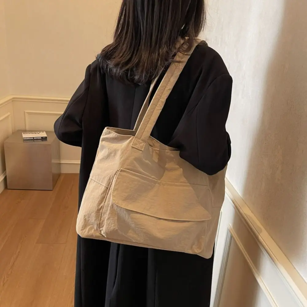 

Korean Simple Versatile Shoulder Bag Casual Leightweight Solid Color Totes Bag High Capacity Zipper Commuting Bag Female
