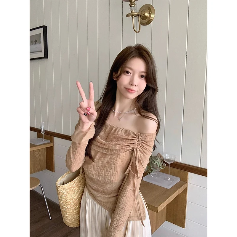 

Spring 2026 Korean Style Fashionable Asymmetrical One-Shoulder Flared Long Sleeve Women's Chiffon Top Trendy And Stylish