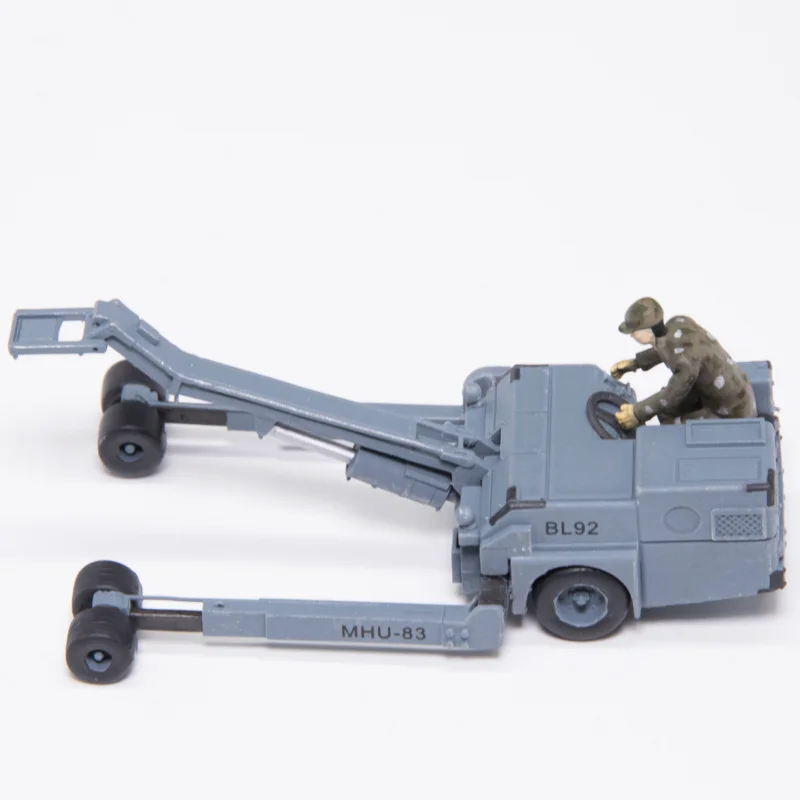 

1:72 Model MHU-83 Ammunition Loading Vehicle Can Be Used With Various Types of Fighter Jets Scene Accessory Collection Fans
