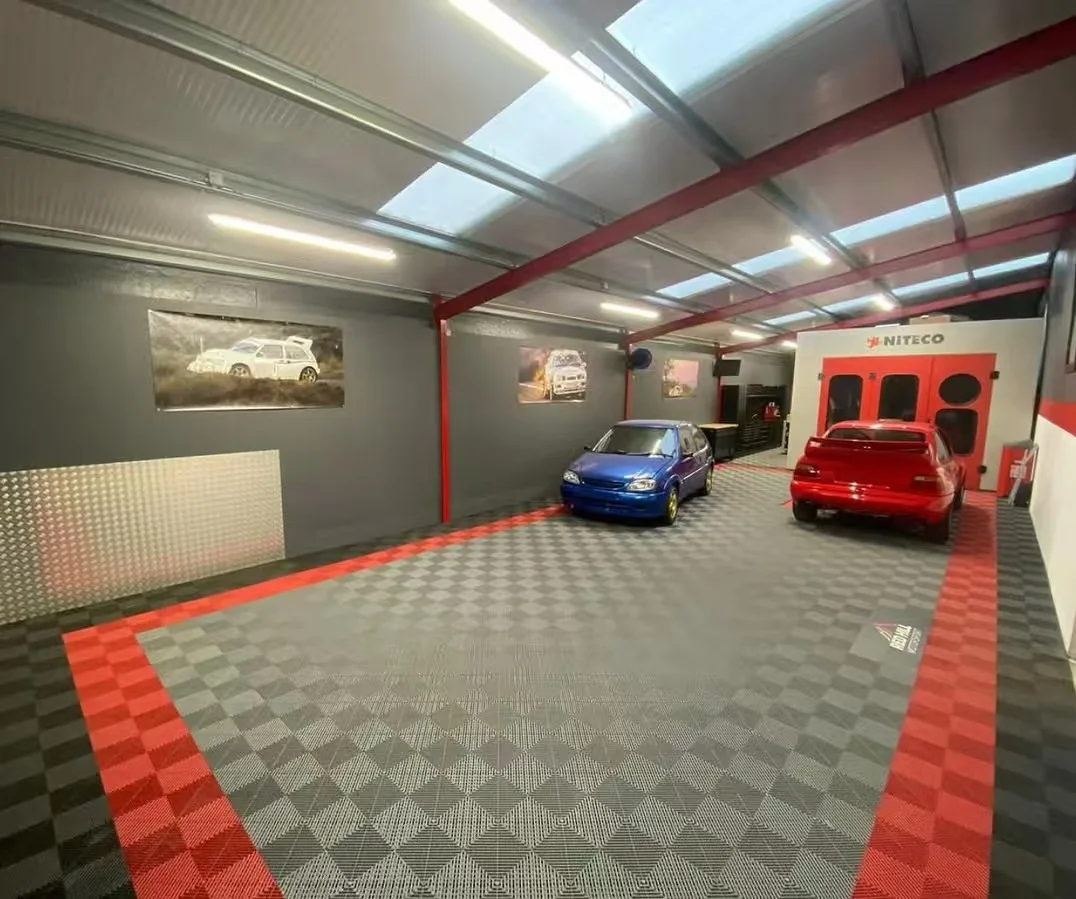 China Factory Interlocking Garage Floor Tiles PP Garage Flooring for Car wash