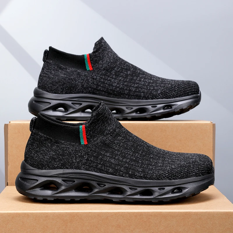 Summer Men's Sports Shoes Socks Shoes Fashion Knitting Spring and Autumn Breathable Light Running Sports Shoes Wide Last Shoes