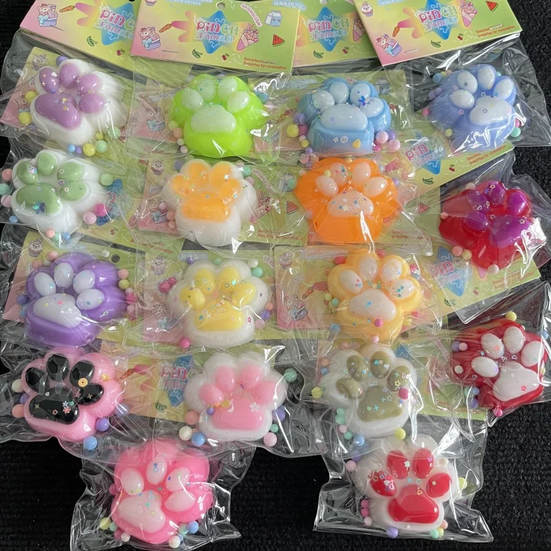 Garras de gato blandas para niños, juguete para apretar, pellizco suave, alivio del estrés, con cuentas decorativas, regalos de Navidad y Halloween, 1 ud.