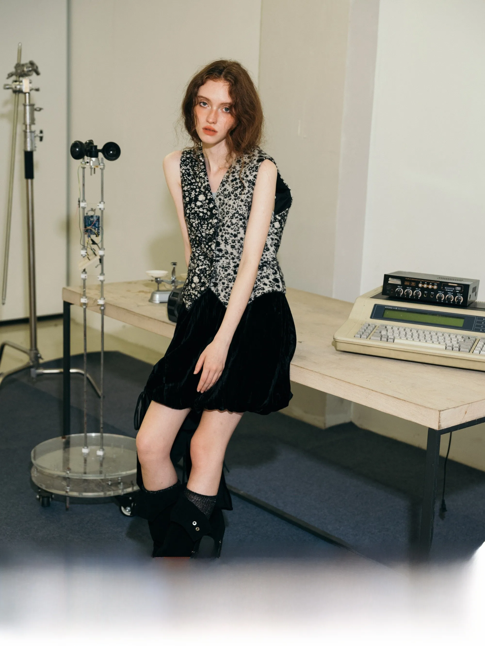 

Whiteiswhite Plu Vest V-Ne ort Single-Button Print Design Slimming oulder Pad Women's Autumn Outerwear