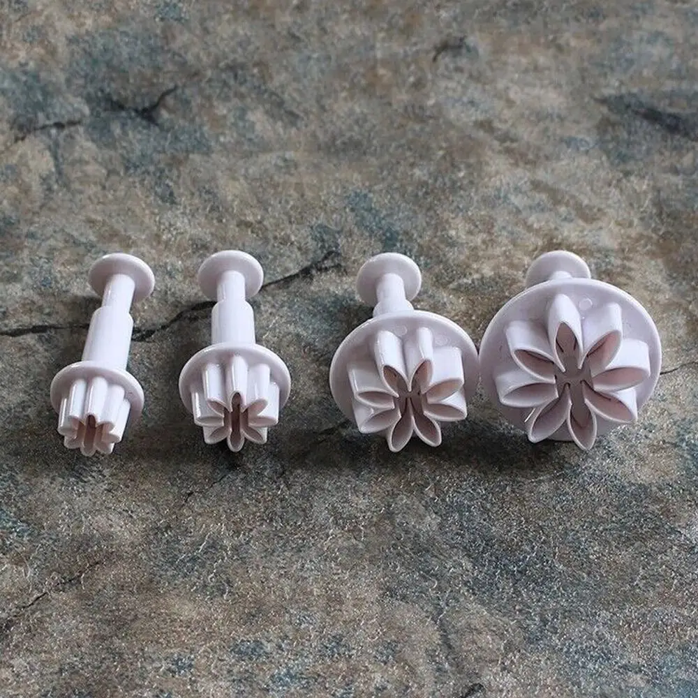 Fotografia 3: Daisy Flower Cake Decoração Mold, Fondant Cake Cutter, Molde do biscoito do êmbolo, 4pcs