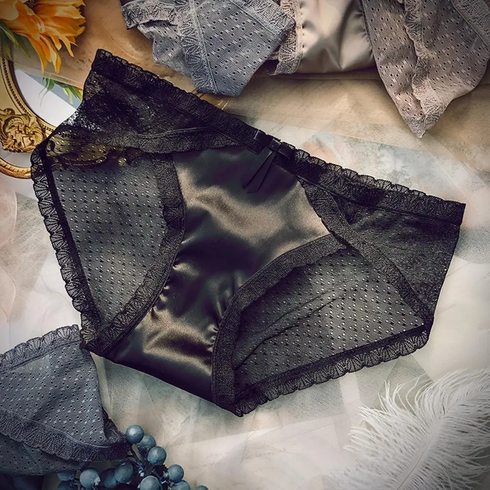 

Sexy Lace Underwear With Mesh Lightweight Lingerie Texture Breathable Panties Triangle Pants Seamless Underpants Briefs Classic