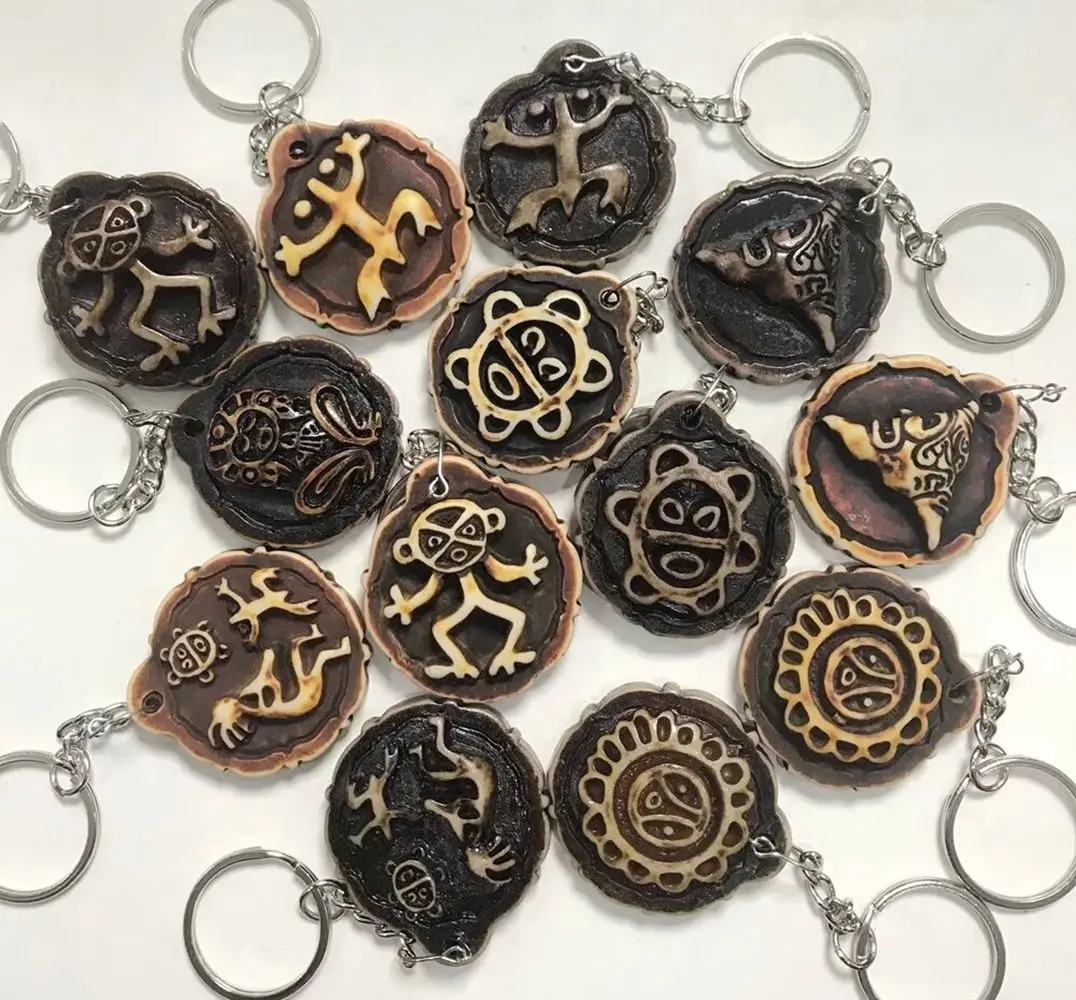 14 PCS Imitation Resin Carved for men women's Amulet Keychain