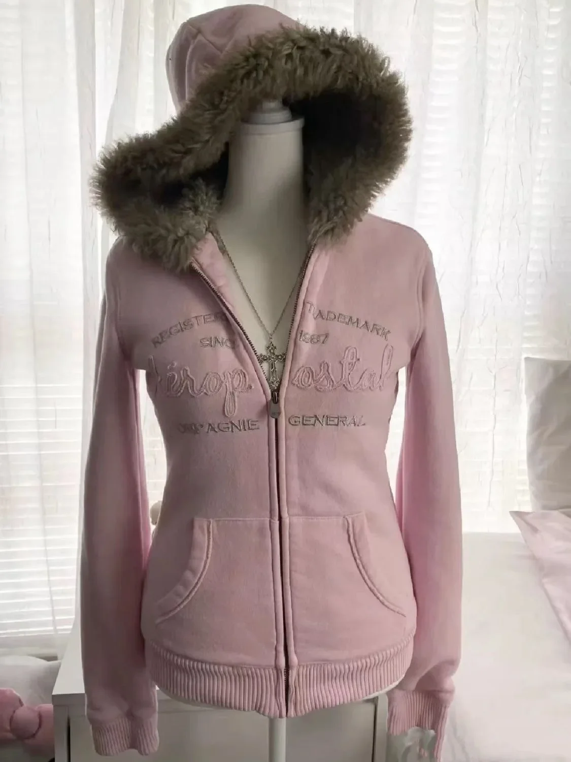 Winter Warm Thickening Pink Fashionable Element Hoodies Comfortable Fur Collar Hood Collar Design Zip Up Cardigan New Clothes