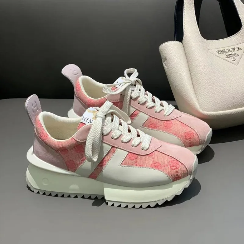 موضة احذية Forrest Gump لربيع 2023 احذية رياضية جديدة سميكة احذية نسائية مرتفعة غير رسمية متعددة الاستخدامات