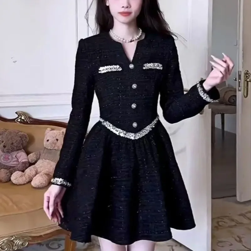 2026 Fall and Winter Small Fragrant Style Thin Design Temperament Socialite Dress Female French Hepburn Style Small Black Dress
