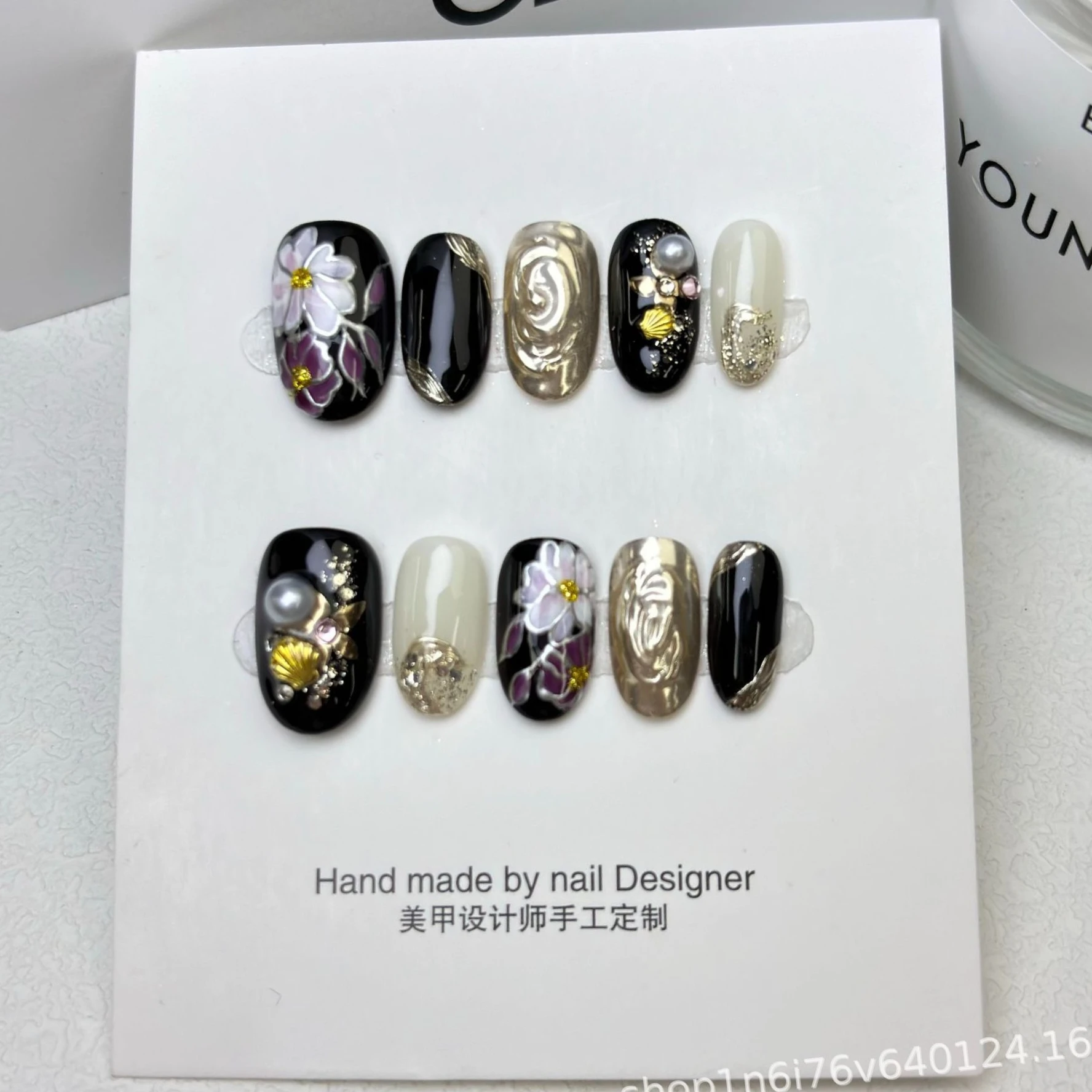 เล็บปลอมแบบกดติด 10 ชิ้น รูปทรงวงรีสั้น ลายดอกไม้ ทำมือ ติดง่าย ใช้ได้ทันที