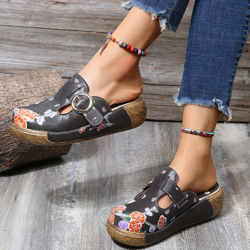 2022 New Summer Women\'s Slippers Fashion Graffiti Flower Sandals Thick Sole Casual Shoes Buckle Flat Sandals Women Slippers