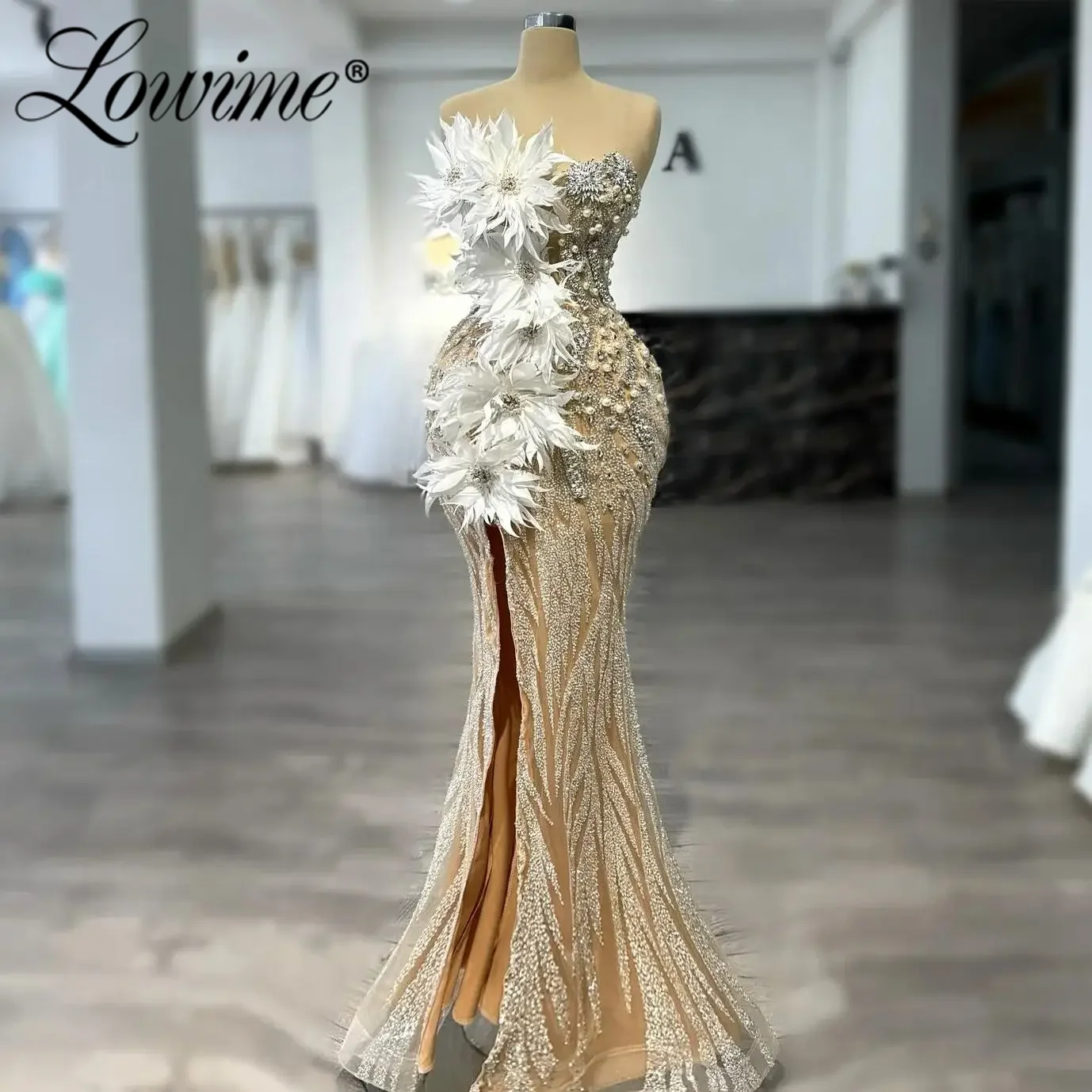 

Lowime Champagne Crystals Evening Dress 2026 Customized White Feathers Pearl Elegant Party Dresses With Slit Mermaid Prom Gowns