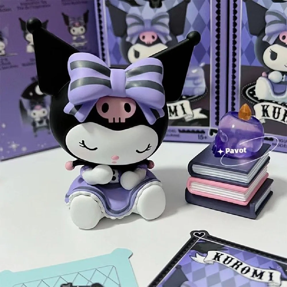 Kuromi-caja ciega de la serie oscura, juguetes, figuritas coleccionables de la suerte, juguete de moda, adorno de escritorio, decoración de coche, bonito modelo de mano como regalo