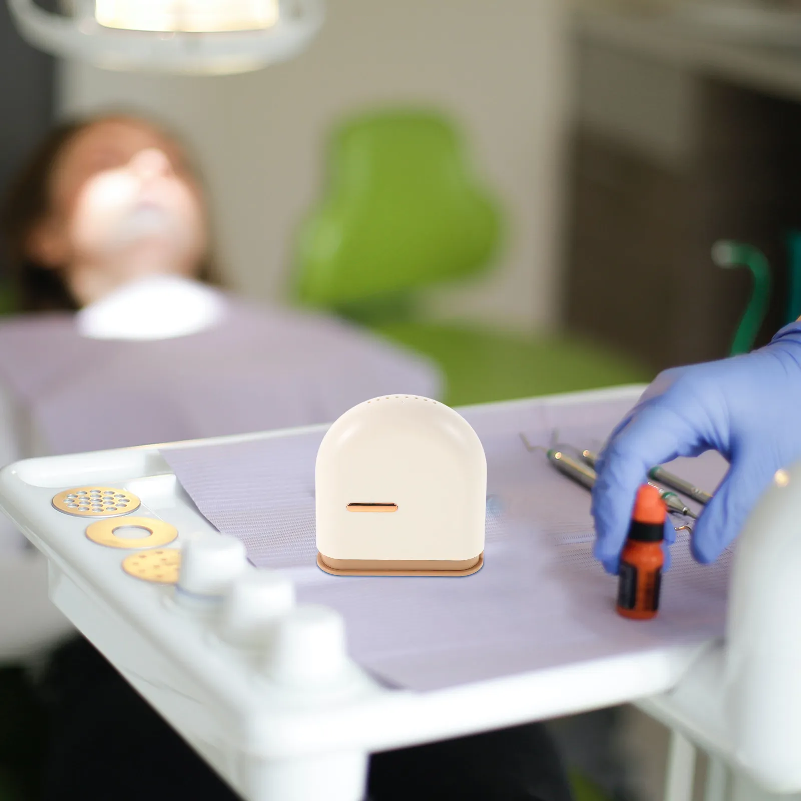 

Retainer Storage Box Compact Lightweight Aligner Case for Braces Retainers Cleaning Tools Stylish Modern Travel Mouth Guard Case