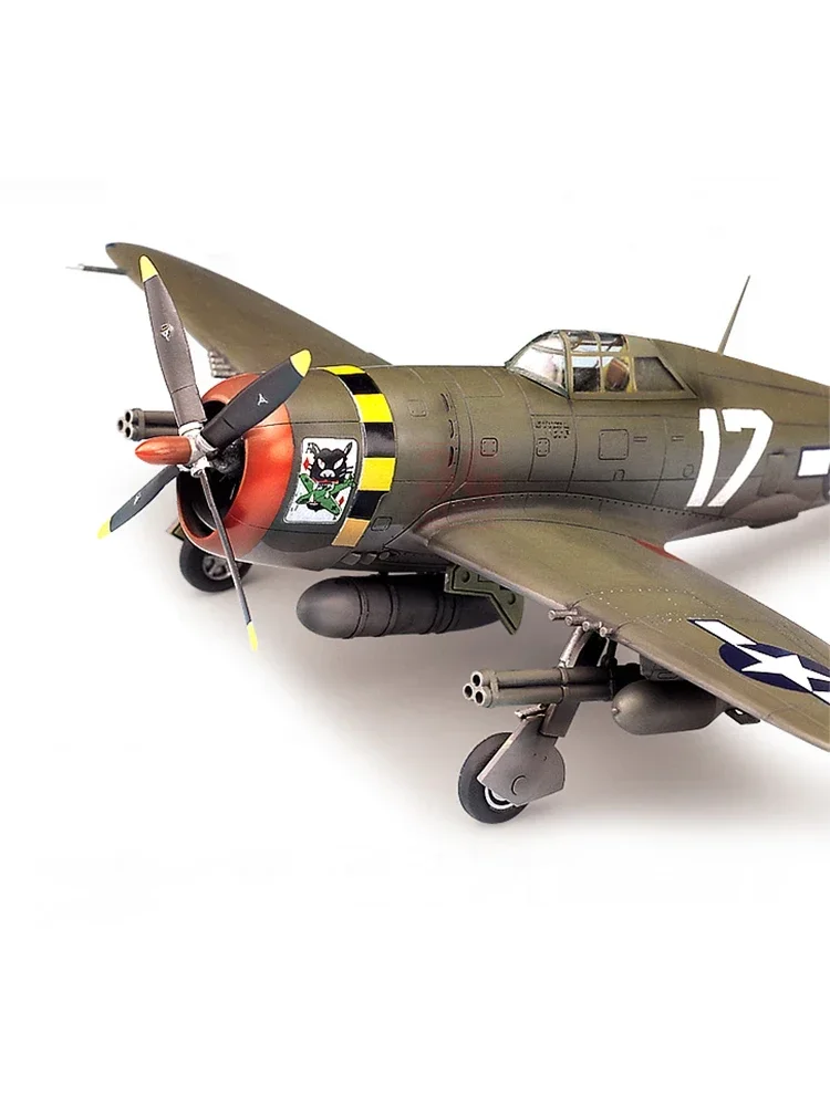 Academy Assemble Model Kit 12492 American P-47D Thunderbolt Pre-Production 1/72