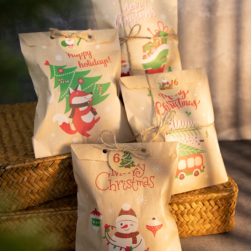 24 zestawy Wesołych Świąt Torby na prezenty Retro Santa Claus Fox Kraft Paper Bags z naklejkami Xmas Party Favor Bags DIY Kalendarz adwentowy