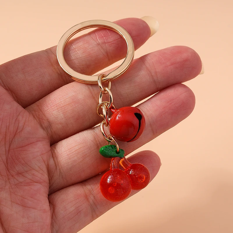 Aihua Niedlicher Emaille-Schlüsselanhänger mit Rotem Herz, Gänseblümchen, Kirsche und Regenbogen für Damen und Mädchen, Handtaschen-Dekoration, DIY-Schmuck, Geschenke – Detail 8