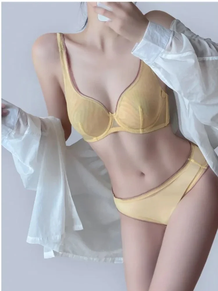 انمي ياباني الصدرية رقيقة جدا مثير اللاسلكية رفع Bralette ل تمثال نصفي كبير الحد الأدنى شبكة مجموعة الملابس الداخلية 2026 YUQI مثير رفع