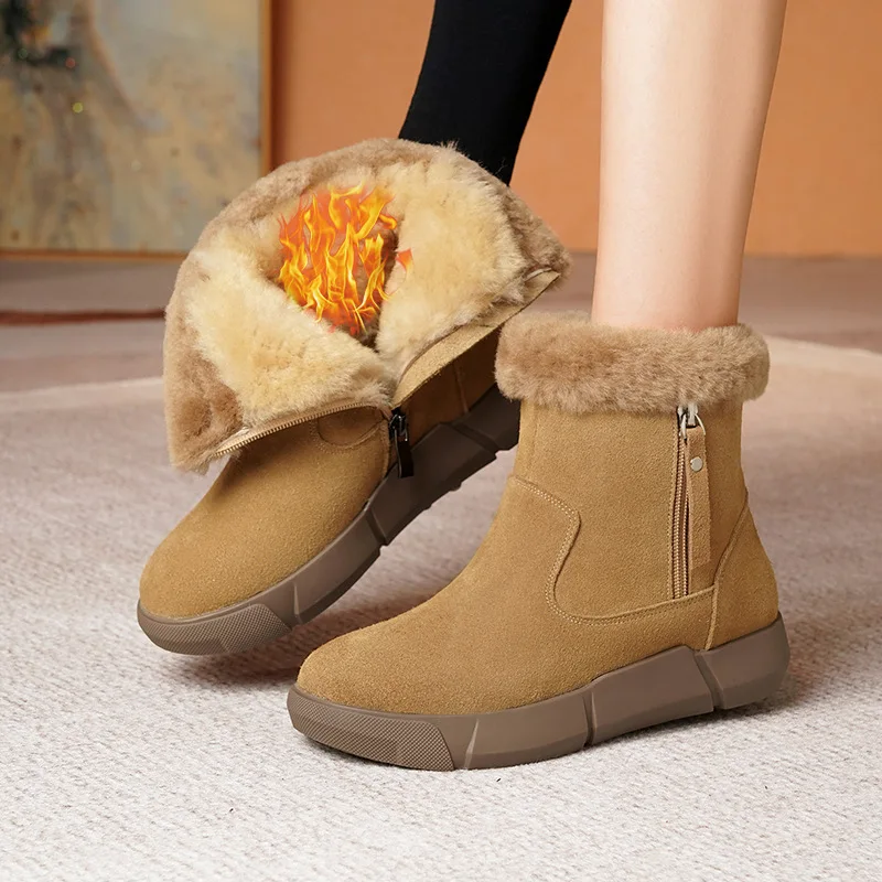 

Thick Winter Snow Boots Women's Fur Leather Integrated Super Thick Cold Resistant Short Boots Cotton Boots Rubber Upgraded Versi