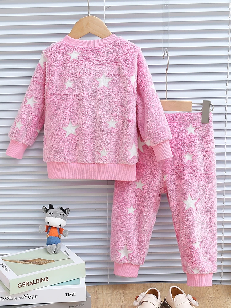 1set baby girl autumn and winter night glow star pattern plush thick long sleeved top and pants Chid Accessories