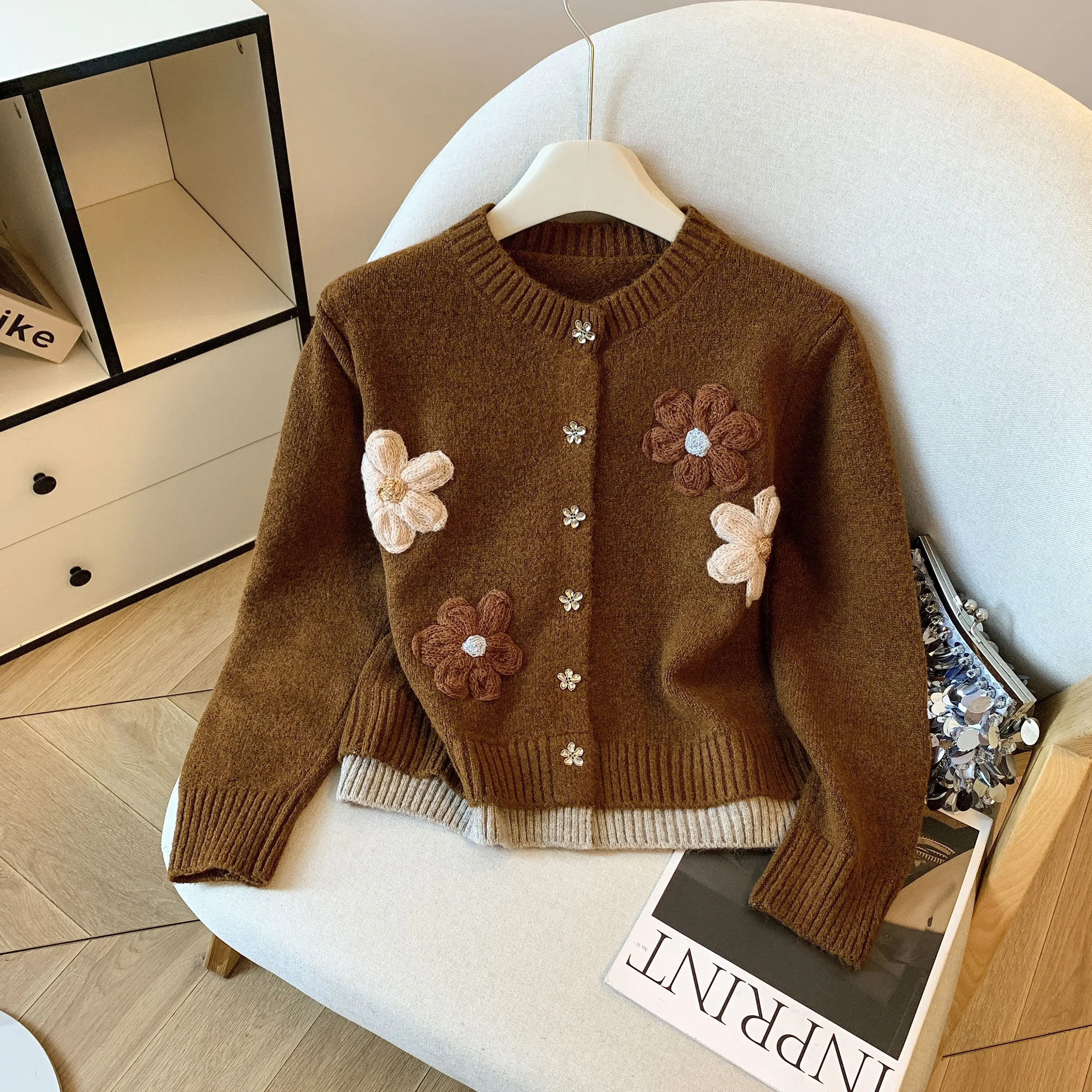 

Korean Contrasting Color Temperament Cardigan Sweater Women's Autumn Winter Lazy High End Loose Top O-Neck Casual Knitted Top