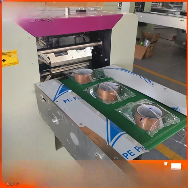 Waterproof tape automatic bagging packaging machine, transparent tape pillow packaging machine