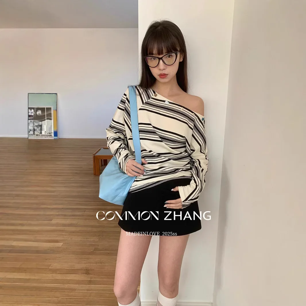 CZ ZHANG Spring Season Korean Style Off-The-Shoulder Striped Urban Fashion Loose-Fit Casual Versatile Long Sleeve T-Shirt