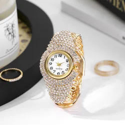 Rhinestone Women's Bracelet Watches Diamond Gold Silver Watch Elegant Ladies Quartz Wrist Watches Luxury Female Relogio Feminino