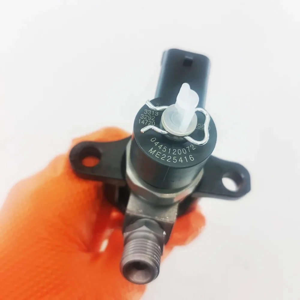 High quality New For 0445120072 GENUINE NEW ORIGINAL DIESEL FUEL INJECTOR ME225416 FOR 4M50 4.9D 4M50-T5 ENGINE