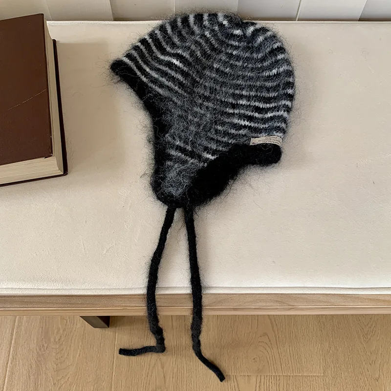 Frauen Winter Hut 100% Wolle Gestrickte Schwarz Weiß Gestreifte Beanie Baggy Cap Warme Winddicht Outdoor Ski Balaclava Casual Neue